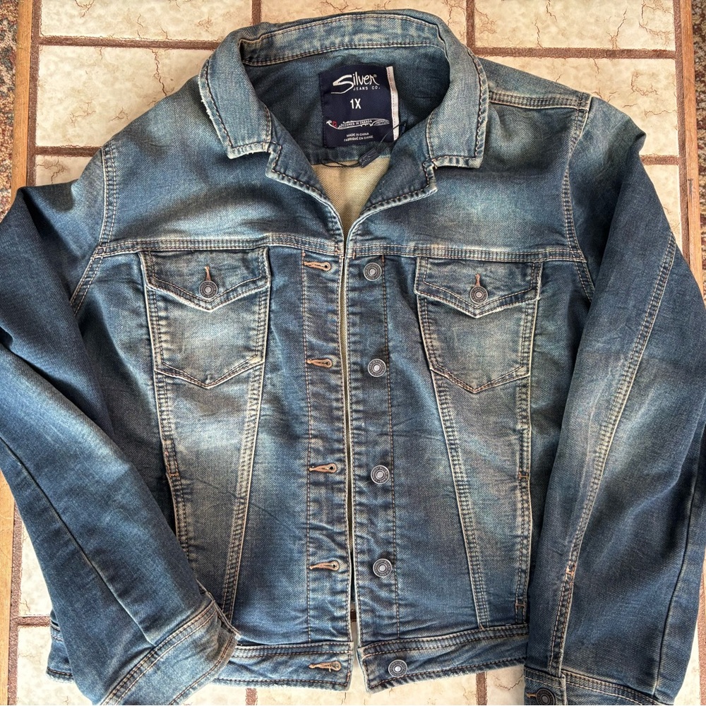 Silver Jeans Blue Jean Jacket Trucker Style Distressed